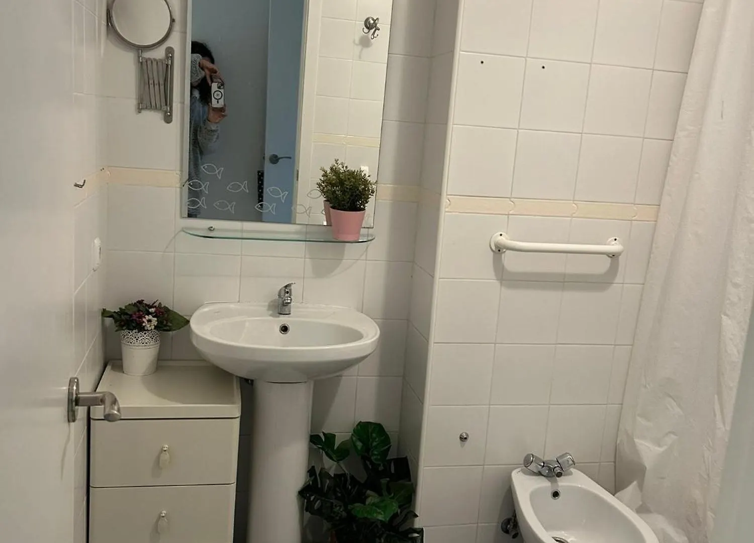 Homestay Cuki Habitacion Bano Privado Apartment Mairena del Aljarafe Spain